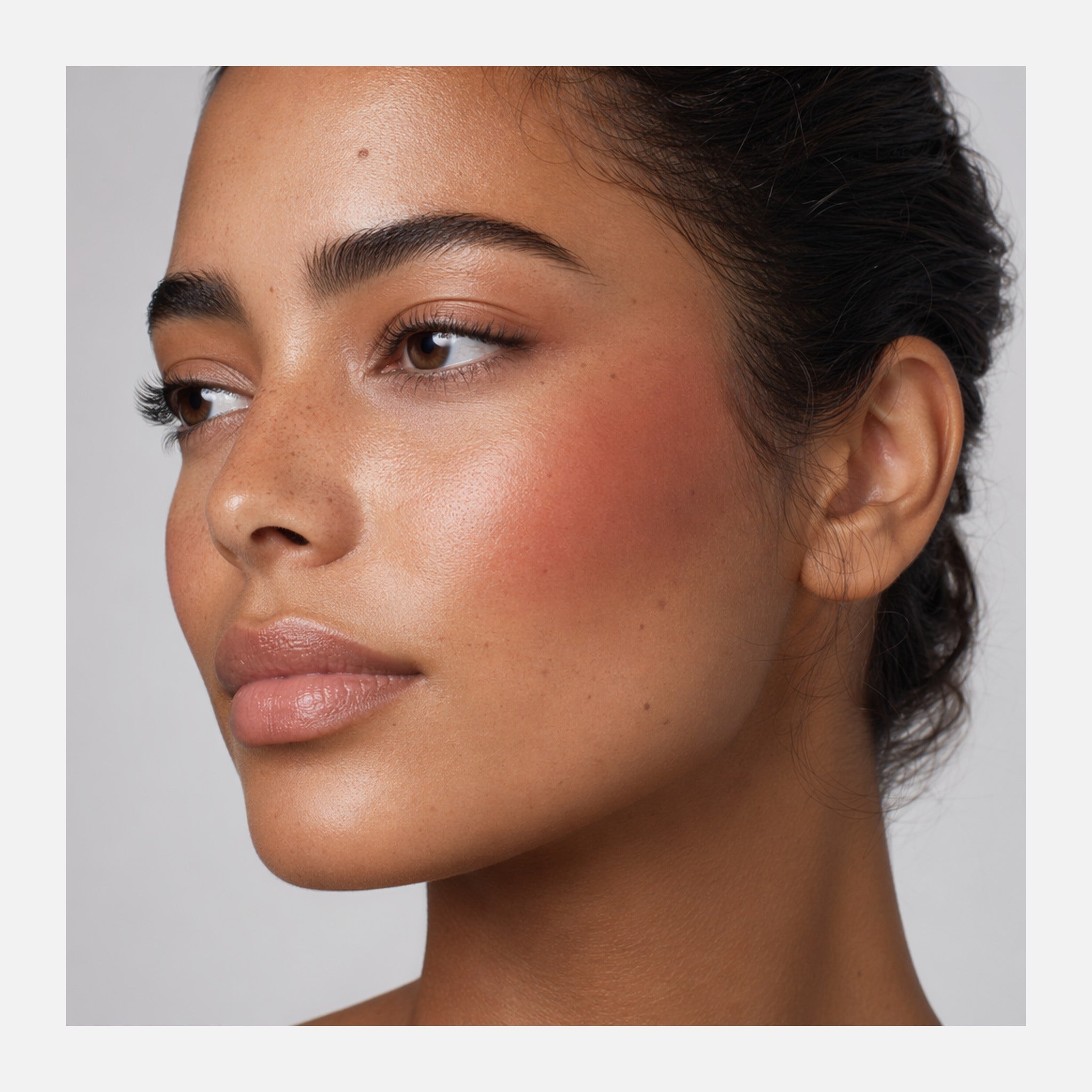 Blush bBeauty Sunset — aplicado no rosto